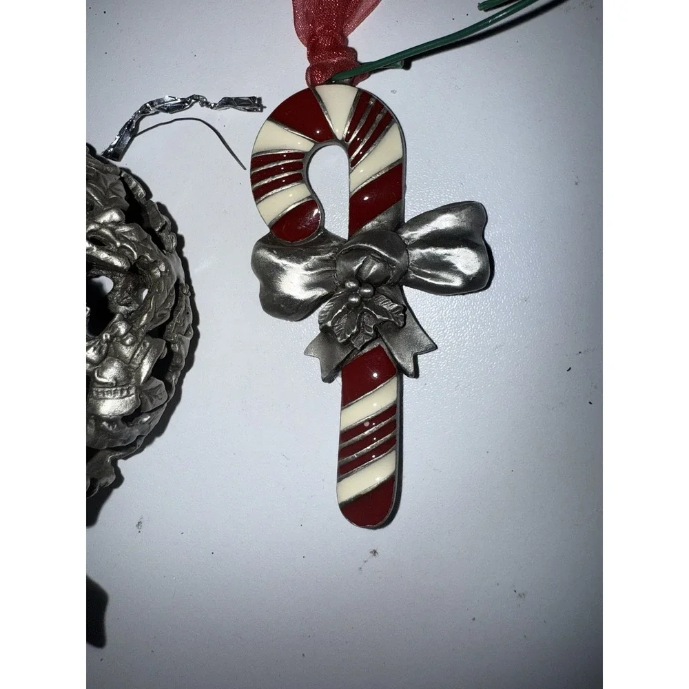 Lot Of 2 Christmas Ornaments G Duckin Pewter Candy Cane & Hallmark‎ Wreath G